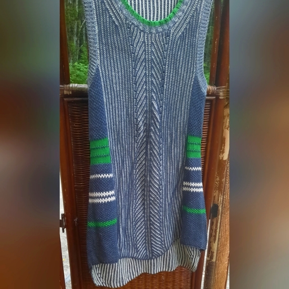 🌟3/50 CAbi Sweater Jumper Dress - Picture 3 of 6